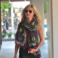 Heidi Klum shopping at Kitson For Kids on Robertson Boulevard | Picture 105127